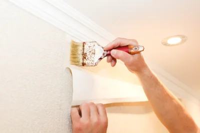 Pose de papier peint à Lacropte — revêtements muraux et toiles de verre